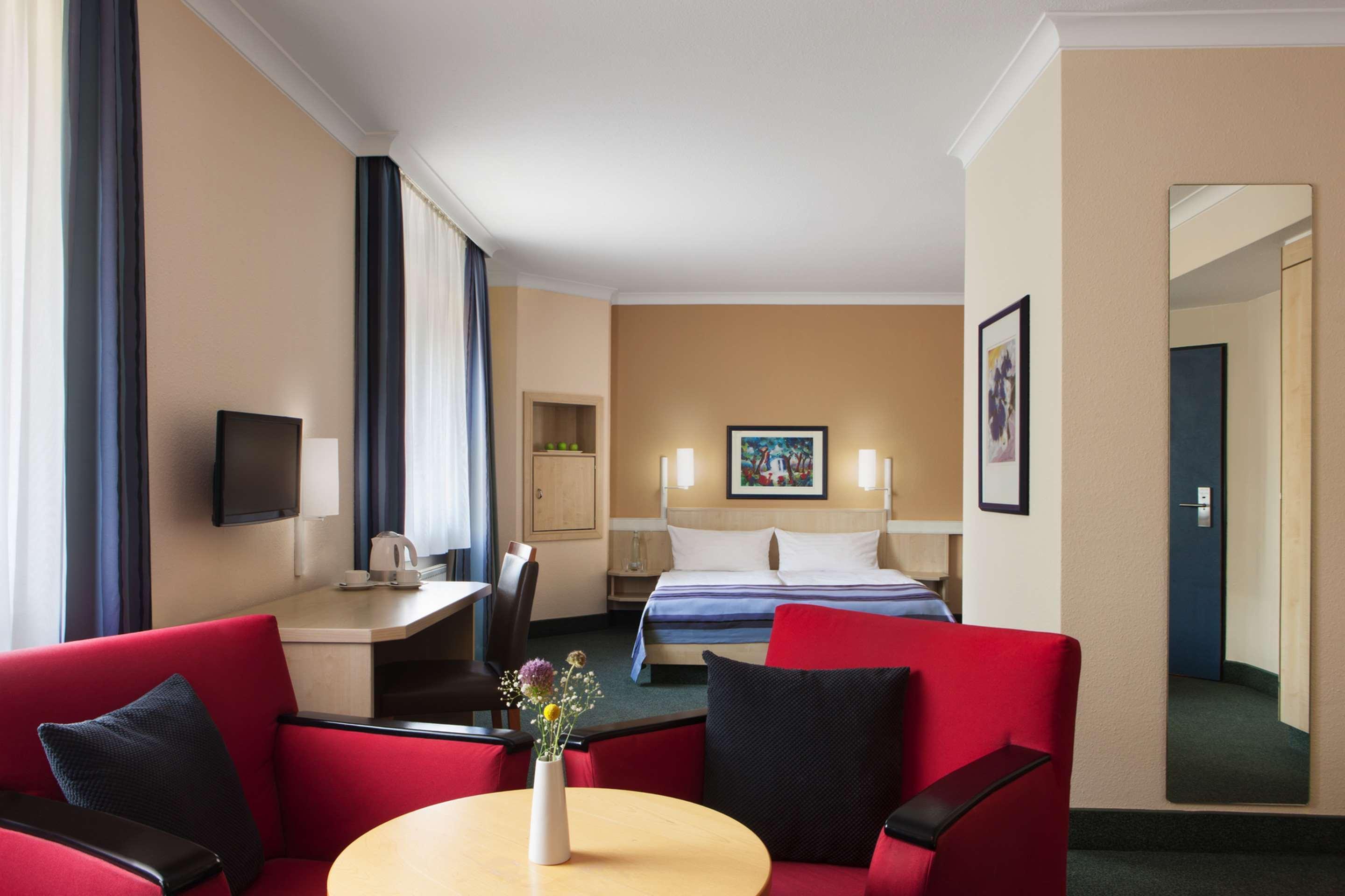 IntercityHotel Magdeburgo Exterior foto