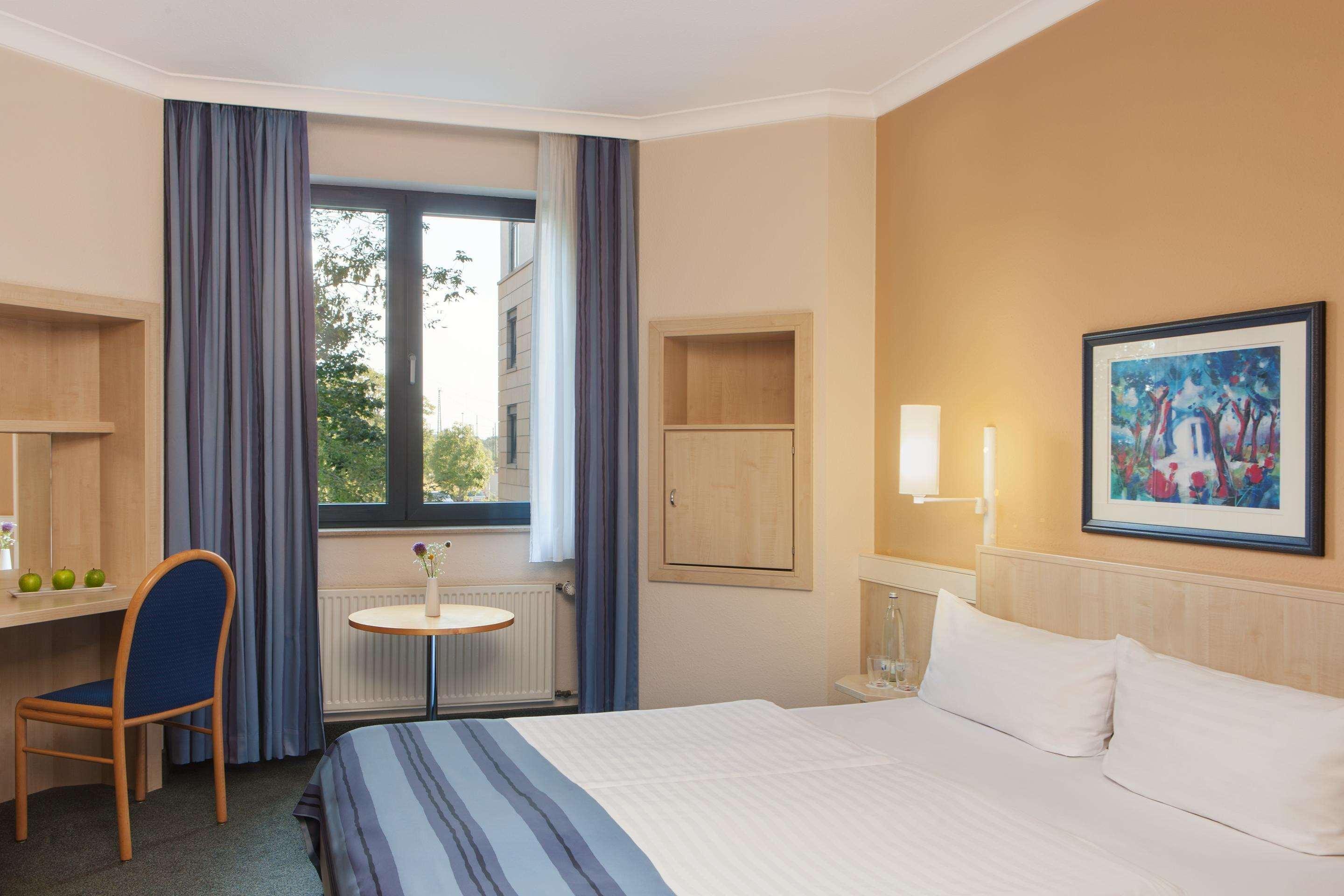 IntercityHotel Magdeburgo Exterior foto