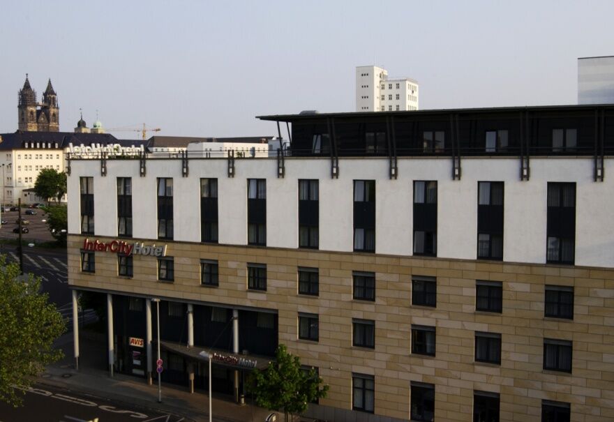 IntercityHotel Magdeburgo Exterior foto